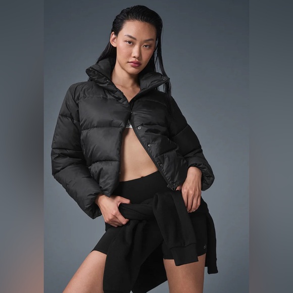 Alo Gold Rush Women's Black Puffer Jacket - Picture 5 of 6